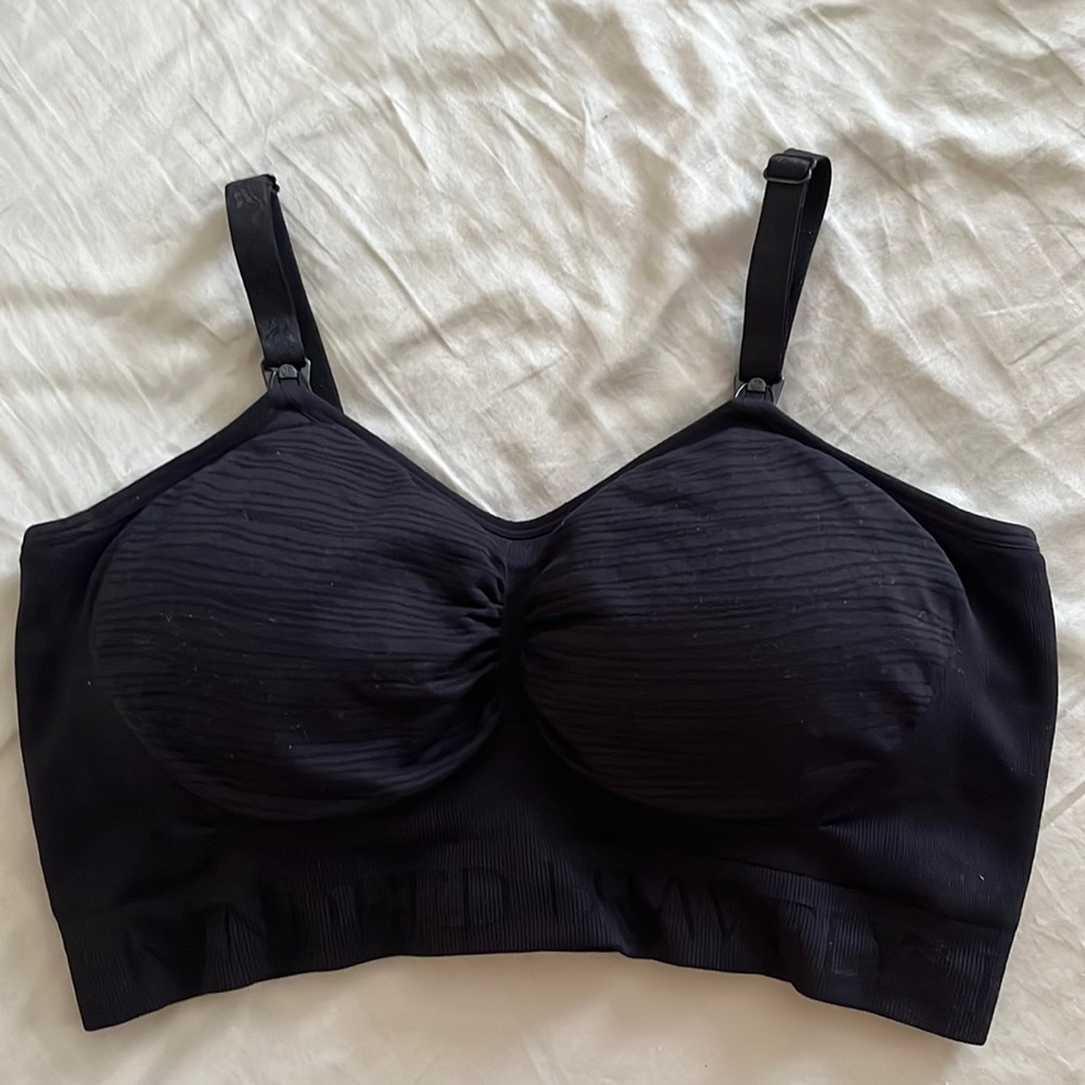 Sublime® Hands-Free Pumping & Nursing Bra